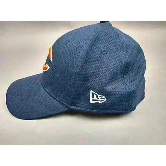 New Era 39THIRTY Chicago Bears Textured Blue Fitted Medium - Large Training cap - Picture 3 of 13